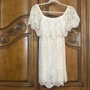 NEW Cinema Etoile Lace Sexy Lingerie CoquetteOnOff Shoulder Elegant White Gown